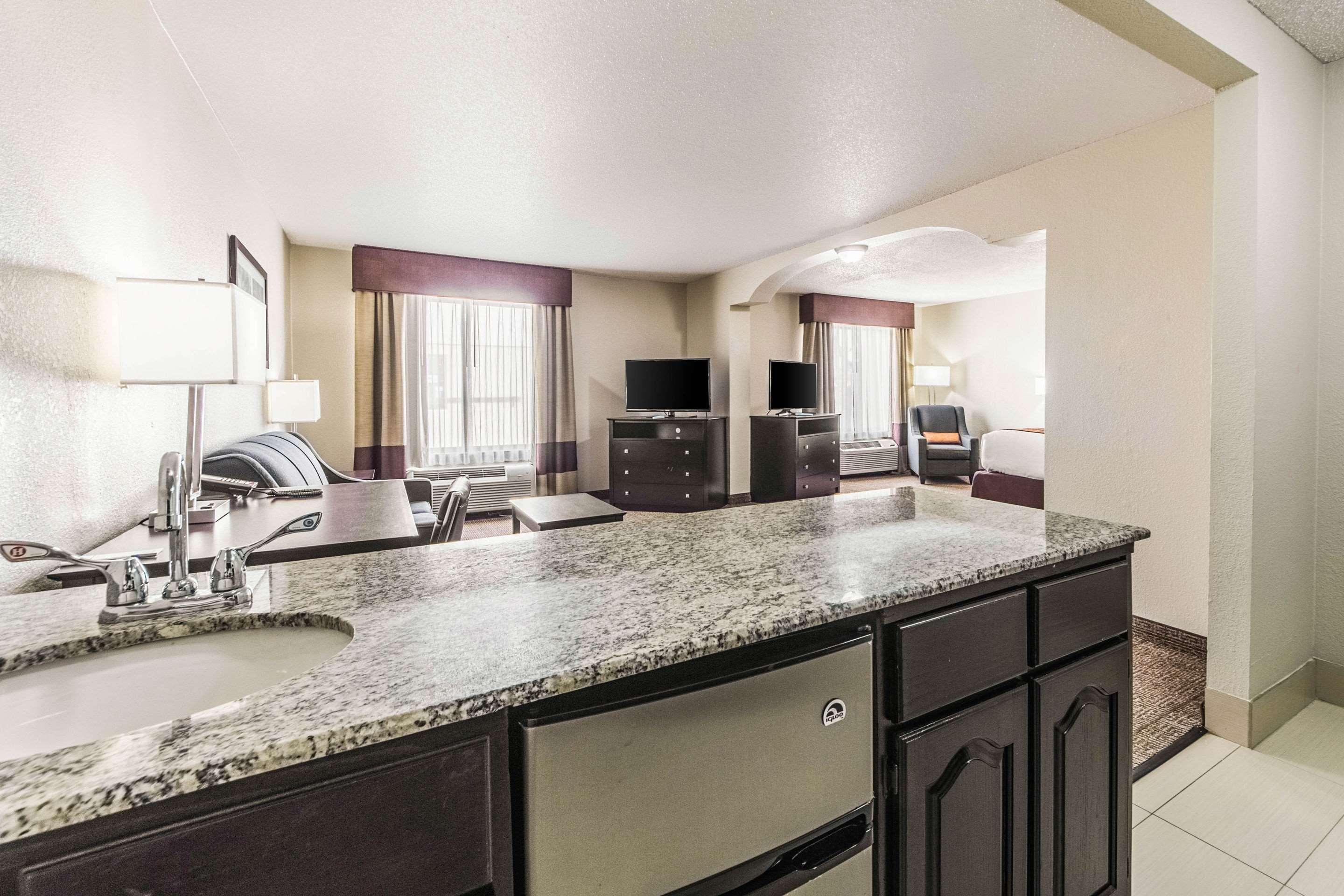 Comfort Inn Dallas Park Central Eksteriør billede