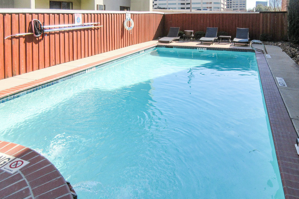 Comfort Inn Dallas Park Central Eksteriør billede