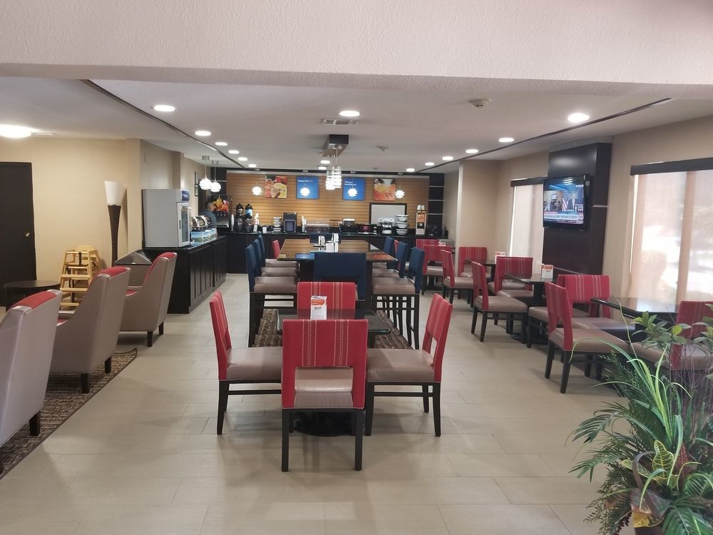 Comfort Inn Dallas Park Central Eksteriør billede