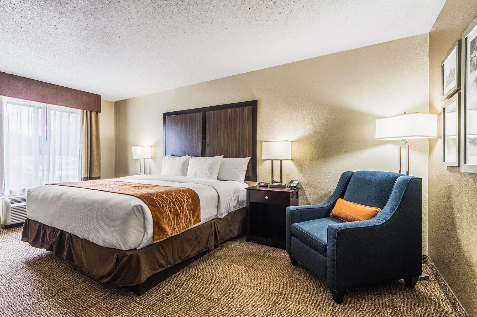 Comfort Inn Dallas Park Central Eksteriør billede