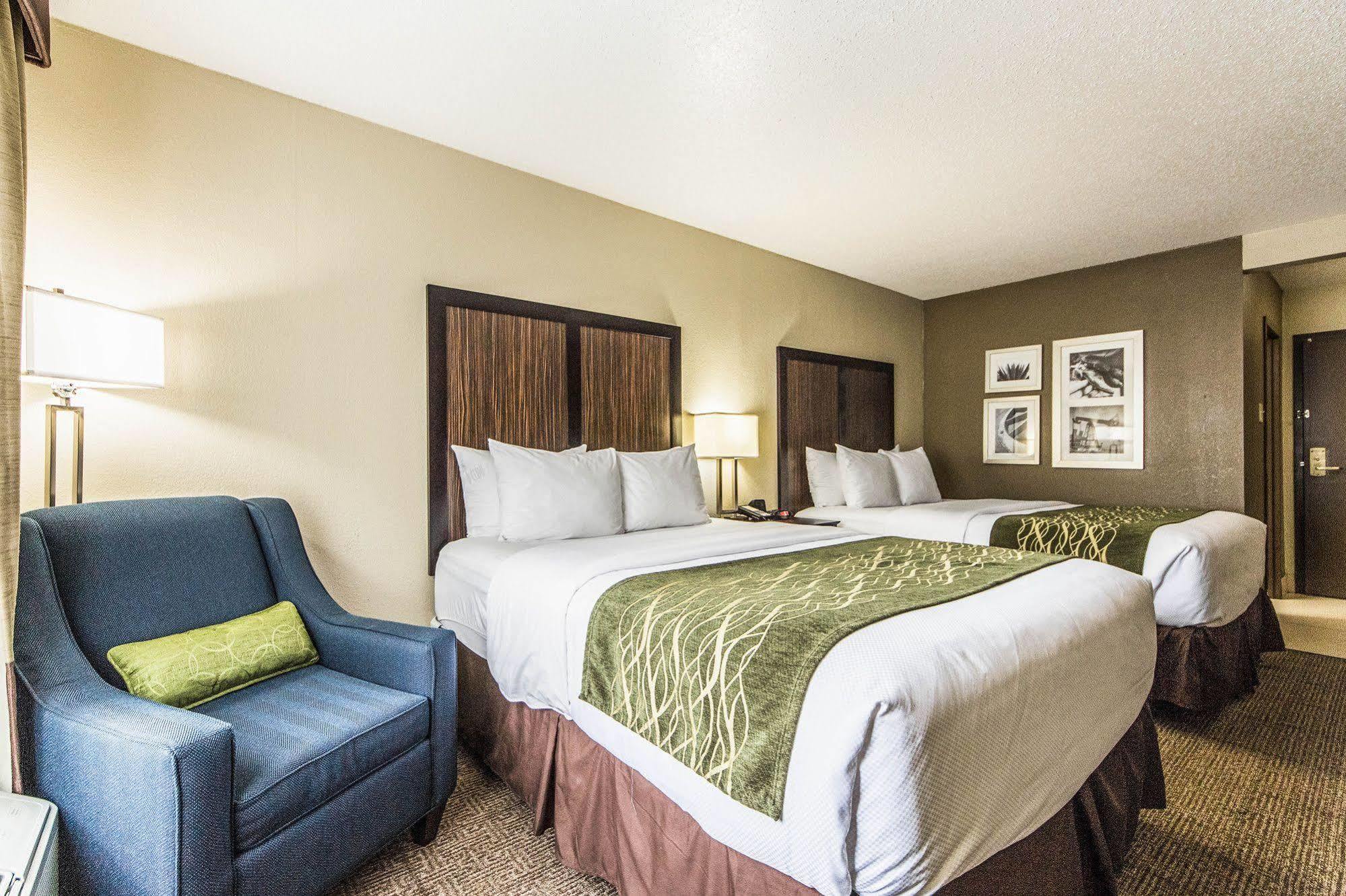 Comfort Inn Dallas Park Central Eksteriør billede