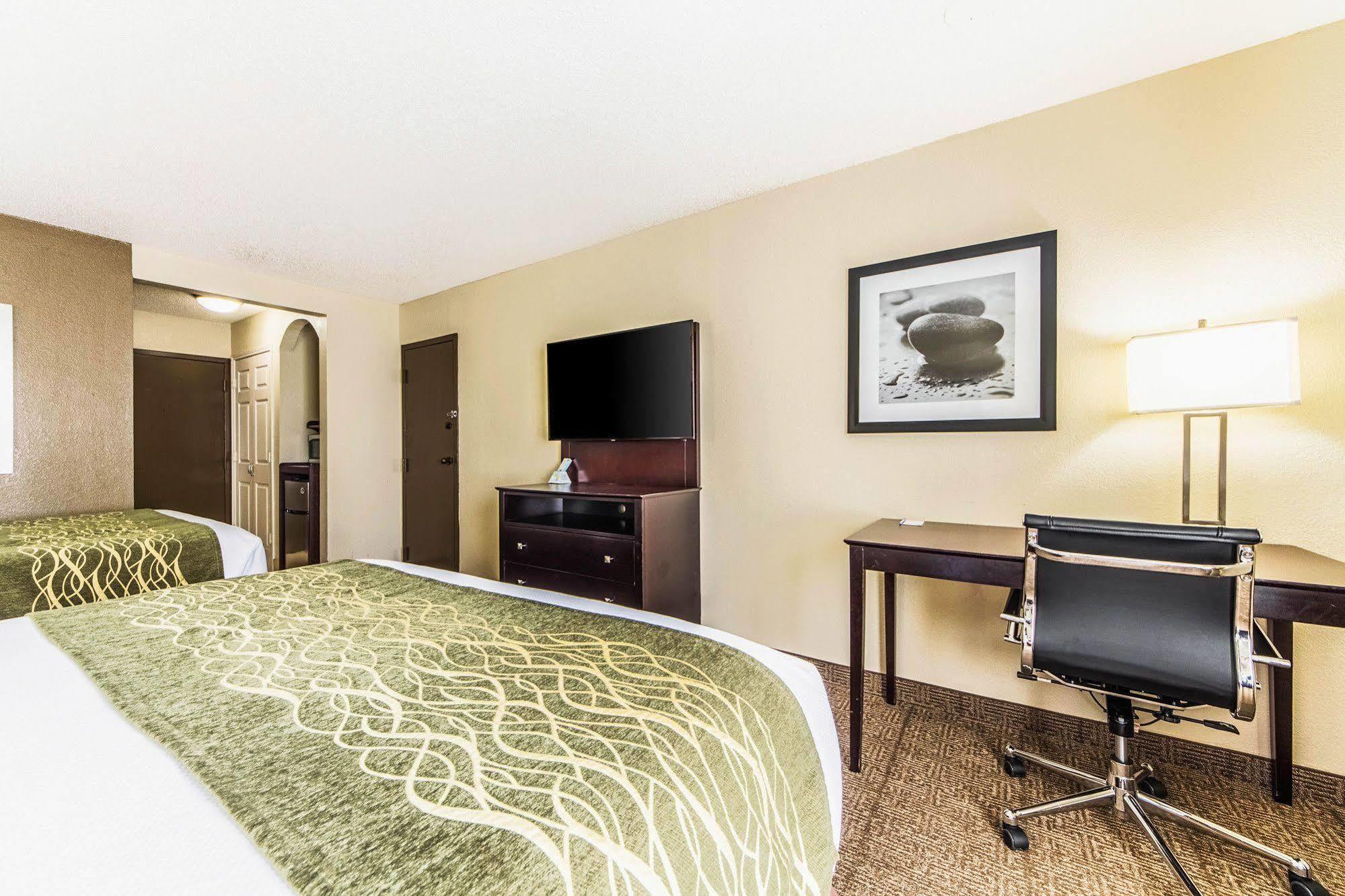 Comfort Inn Dallas Park Central Eksteriør billede